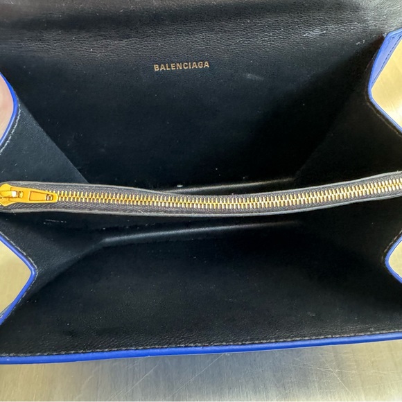 Balenciaga Sharp Logo Chain Bag in Blue - Picture 8 of 9